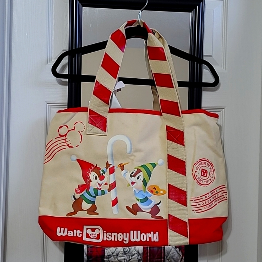 2024 Disney World Christmas tote